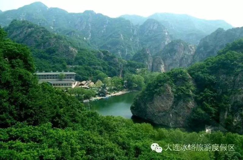 冰峪沟,位于辽宁省丹东市宽甸满族自治县,是东北地区的一颗自然宝石。今天,我们就来聊聊如何在冰峪沟度过一个难忘的旅行日。
